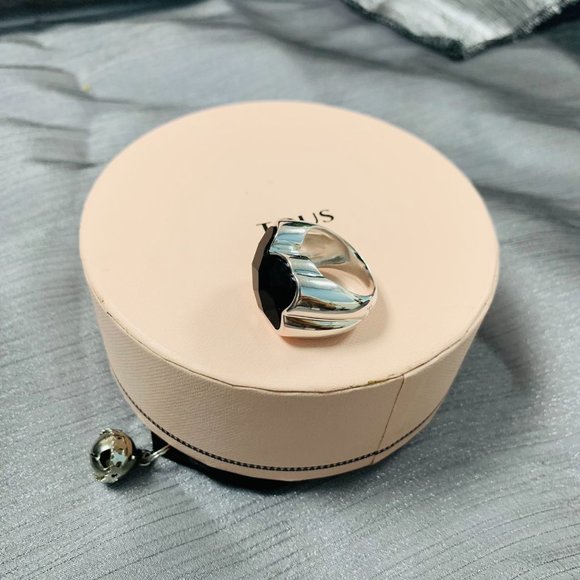 TOUS Ring Big Silver TOUS Color Ring with faceted onyx Women Jewelry 56# - Picture 7 of 13